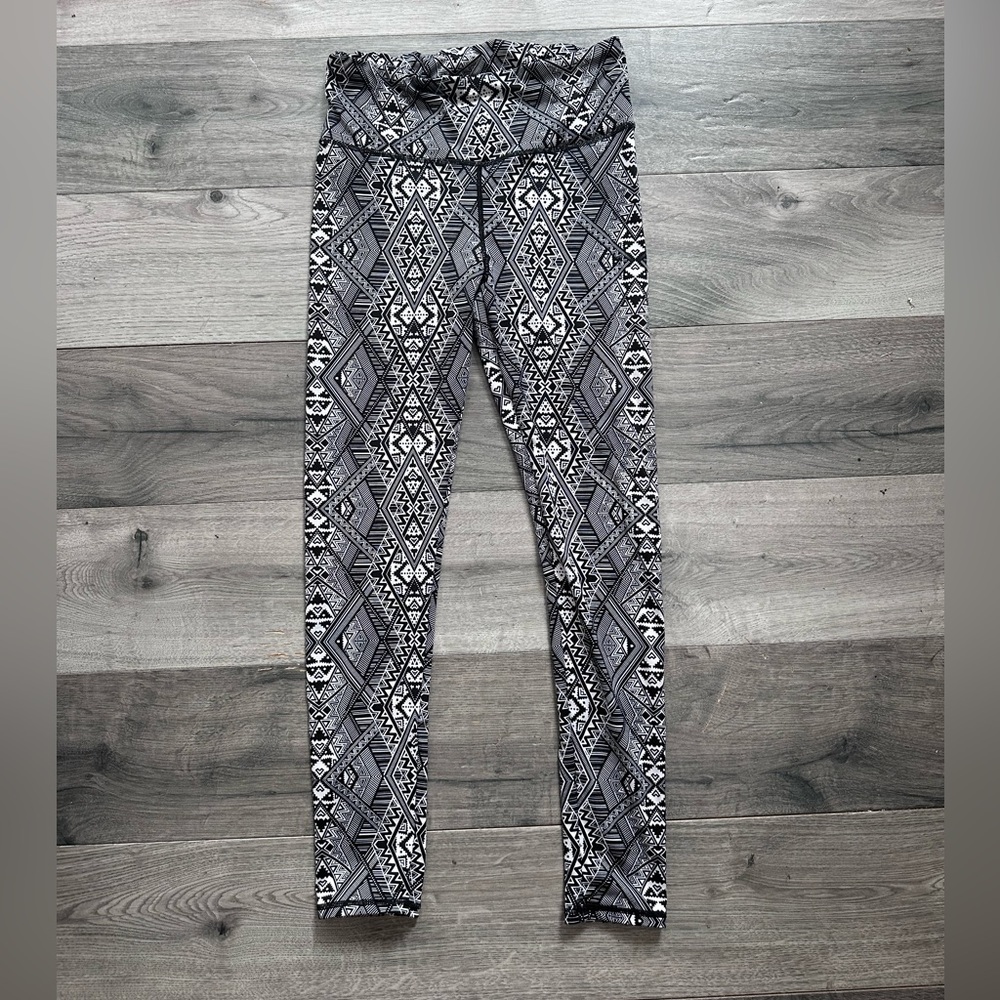 Patterned leggings